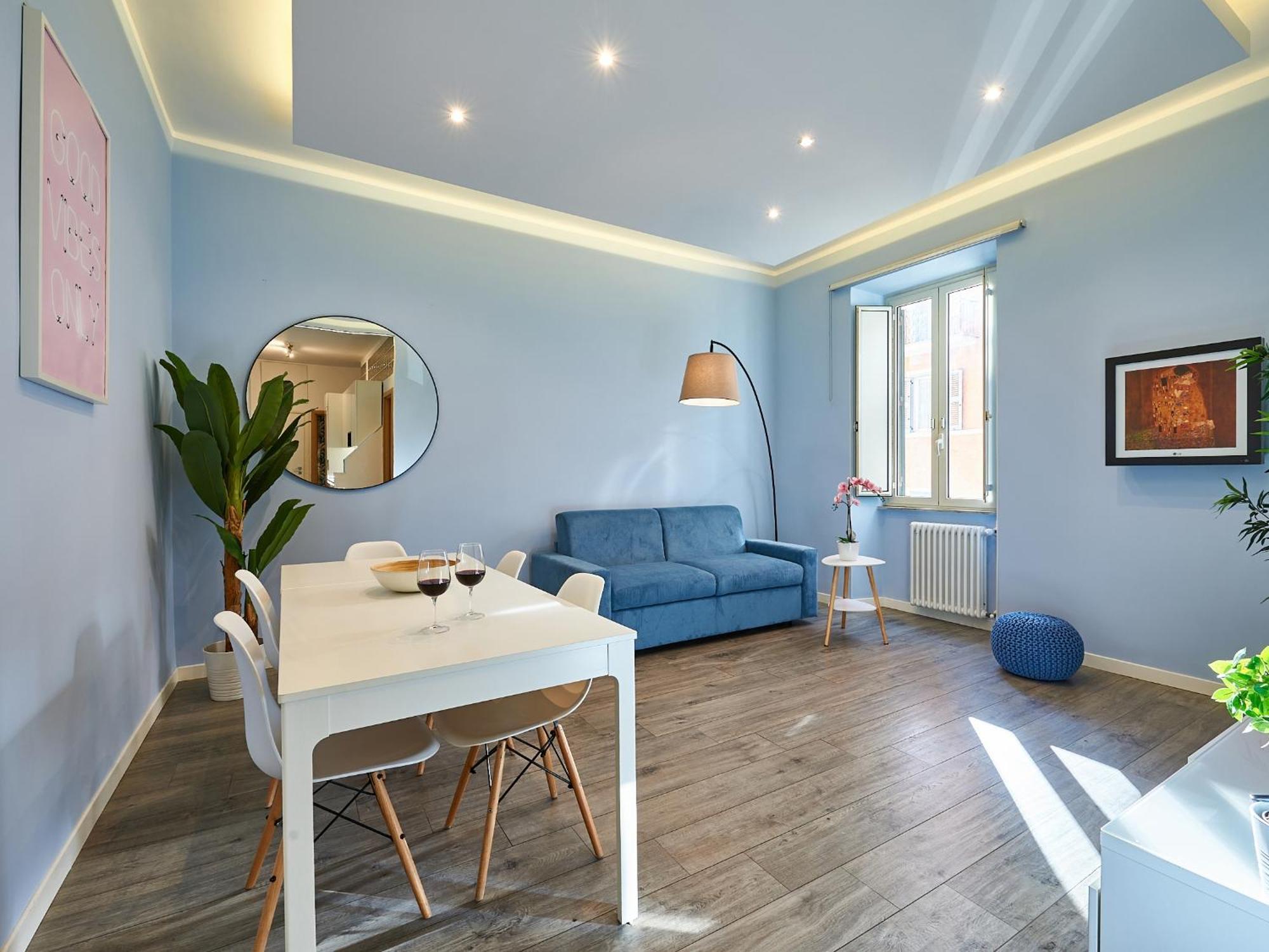 - Modern & Bright Apartment - 10 Min Colosseum - Metro San Giovanni, Rome